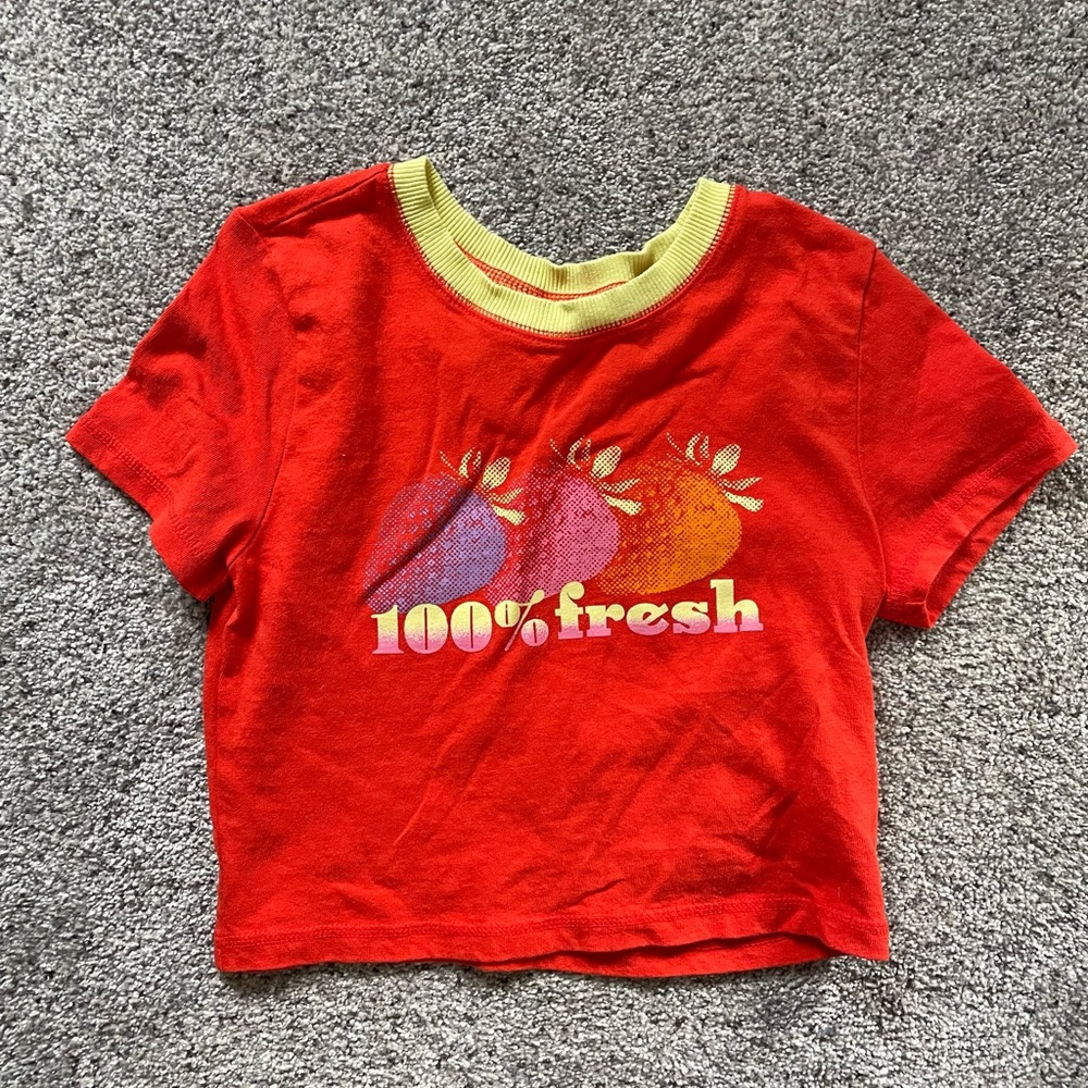 urban outfitters baby tee